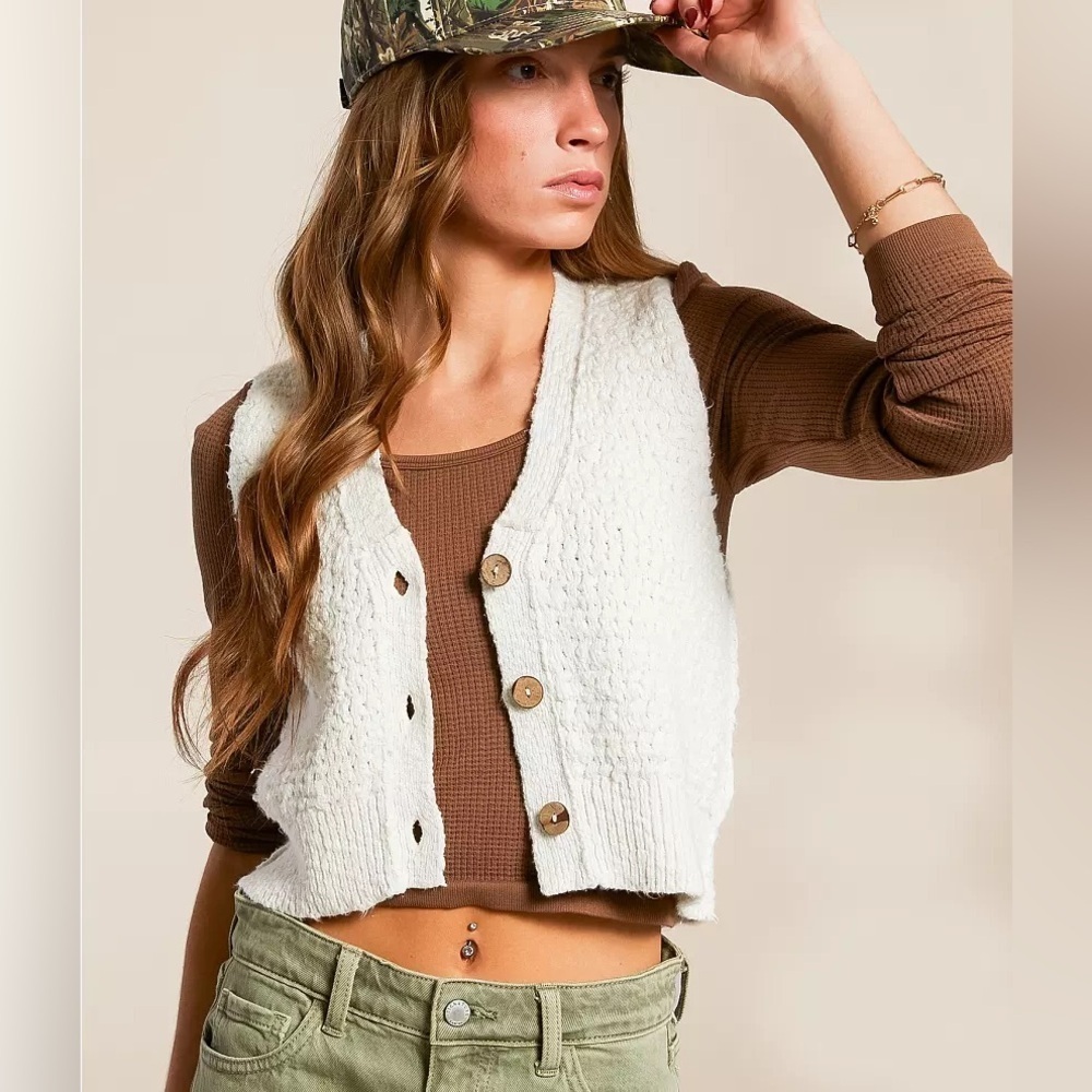 Free People NWT We The Free Ava Cropped Sweater Vest In Sugar Straw Size M